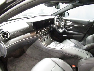 MERCEDES-BENZ E-CLASS - 10