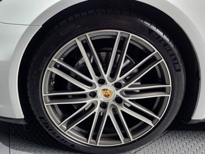 صورة 6 لـ 2018 Porsche PANAMERA