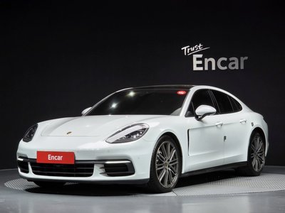 صورة 1 لـ 2018 Porsche PANAMERA
