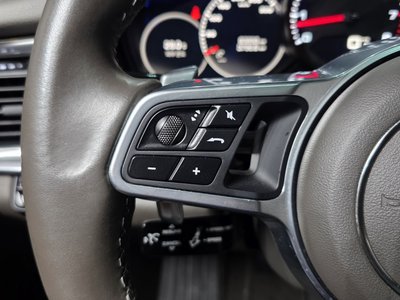 صورة مصغرة 32 لـ 2018 Porsche PANAMERA
