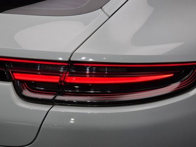 صورة 10 لـ 2018 Porsche PANAMERA
