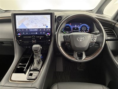 2024 Toyota ALPHARD photo 3