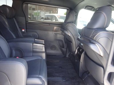 صورة مصغرة 48 لـ 2024 Toyota VELLFIRE