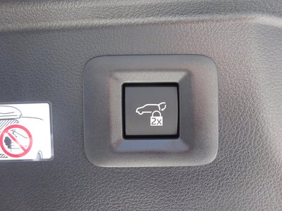 صورة 10 لـ 2024 Toyota VELLFIRE