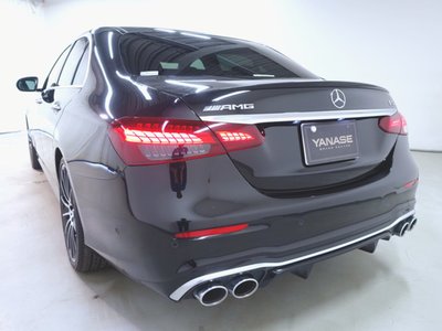 MERCEDES-BENZ E-CLASS - 6