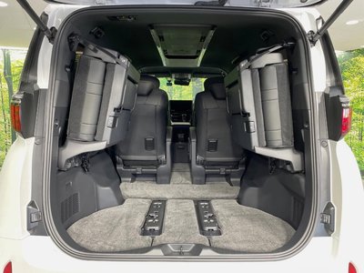صورة مصغرة 11 لـ 2024 Toyota ALPHARD