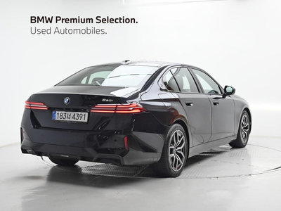 2025 BMW 5 SERIES 照片 5