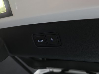 2023 Genesis GV70 — миниатюра 30