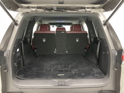 2023 Lexus LX — миниатюра 14
