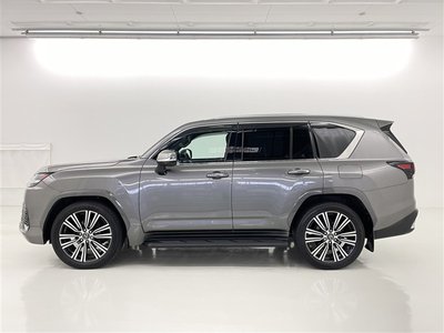 2023 Lexus LX — миниатюра 17