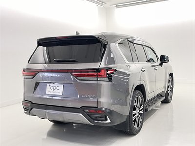 2023 Lexus LX — миниатюра 18