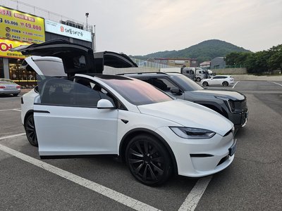 صورة 2 لـ 2023 Tesla MODEL X