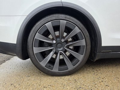 2023 Tesla MODEL X — миниатюра 11
