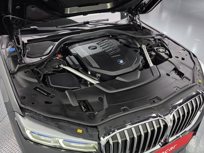 BMW 7 SERIES - 7