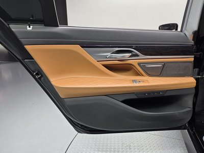 2021 BMW 7 SERIES — миниатюра 15