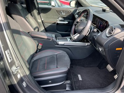 2024 Mercedes-BENZ GLB 照片 10