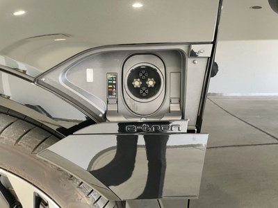 2023 AUDI Q8 SPORTBACK E-TRON thumbnail 54