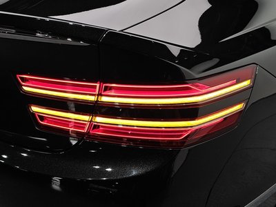 صورة 10 لـ 2021 GENESIS G80 (RG3)