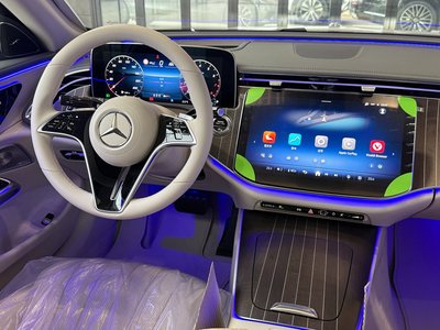 MERCEDES-BENZ E-CLASS - 8