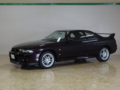 NISSAN SKYLINE GT-R - 1