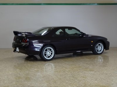 NISSAN SKYLINE GT-R - 6