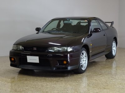 NISSAN SKYLINE GT-R - 2