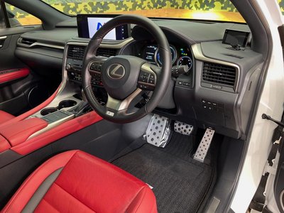2021 Lexus RX — миниатюра 44