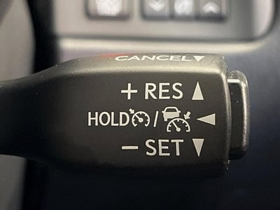 صورة 7 لـ 2021 Lexus RX