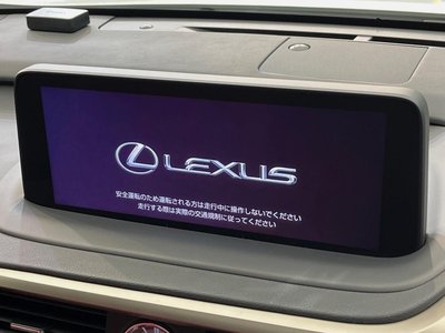صورة 5 لـ 2021 Lexus RX