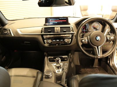 BMW M2 COMPETITION - 4