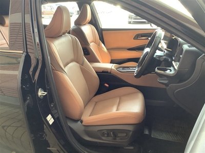 TOYOTA CROWN SPORT - 8