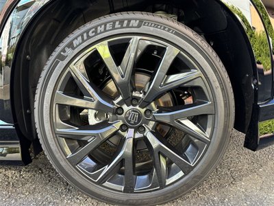 TOYOTA CROWN ESTATE - 9