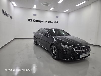 MERCEDES-BENZ E-CLASS - 1