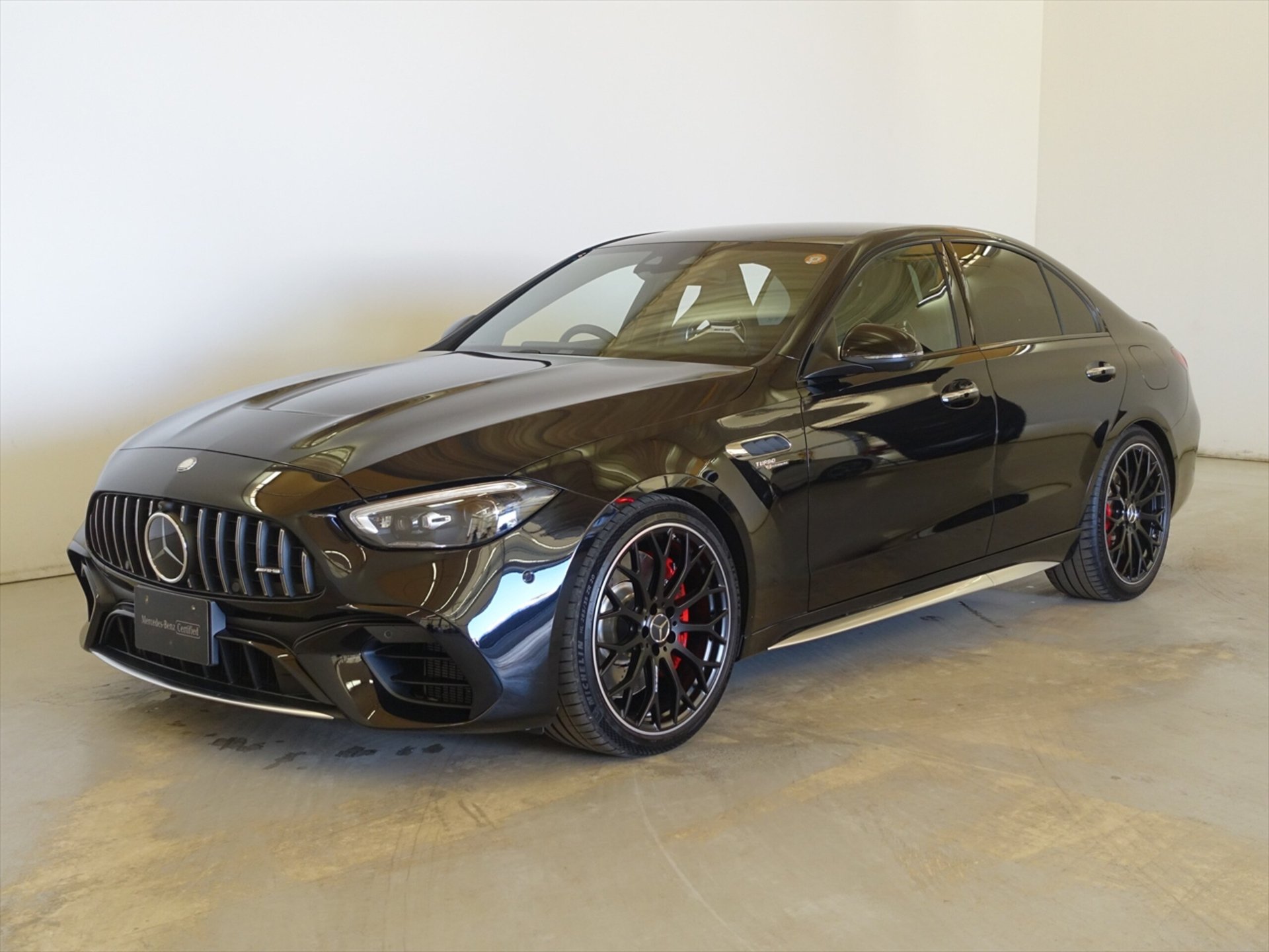 MERCEDES-BENZ C-CLASS AMG - View 1