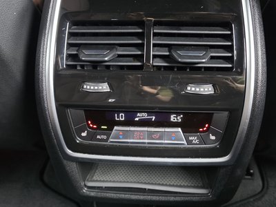 2022 BMW X5 thumbnail 30