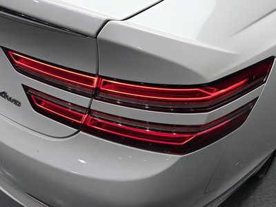 GENESIS G80 (RG3) - 10