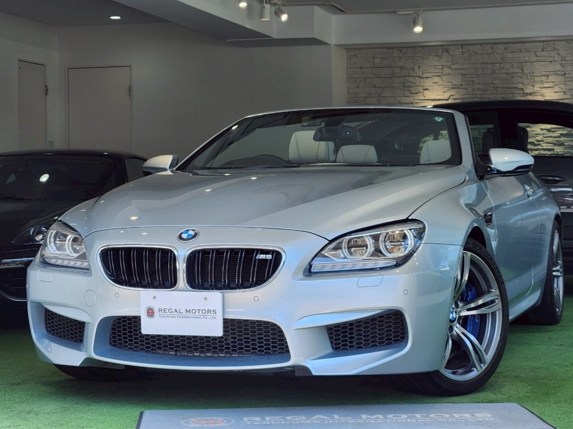 BMW M6 CABRIOLET - View 1