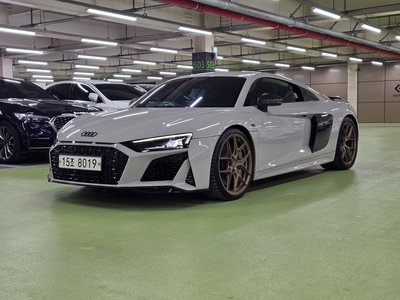 AUDI R8 - 5