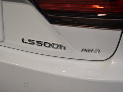 صورة مصغرة 17 لـ 2024 Lexus LS