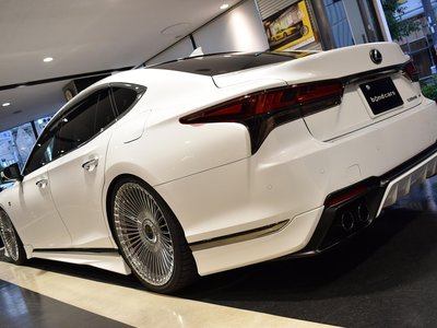 LEXUS LS - 3