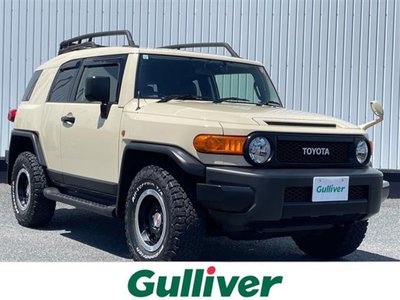 2017 Toyota FJ CRUISER — фото 1