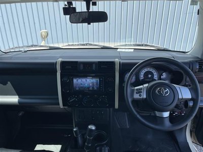 2017 Toyota FJ CRUISER — фото 4