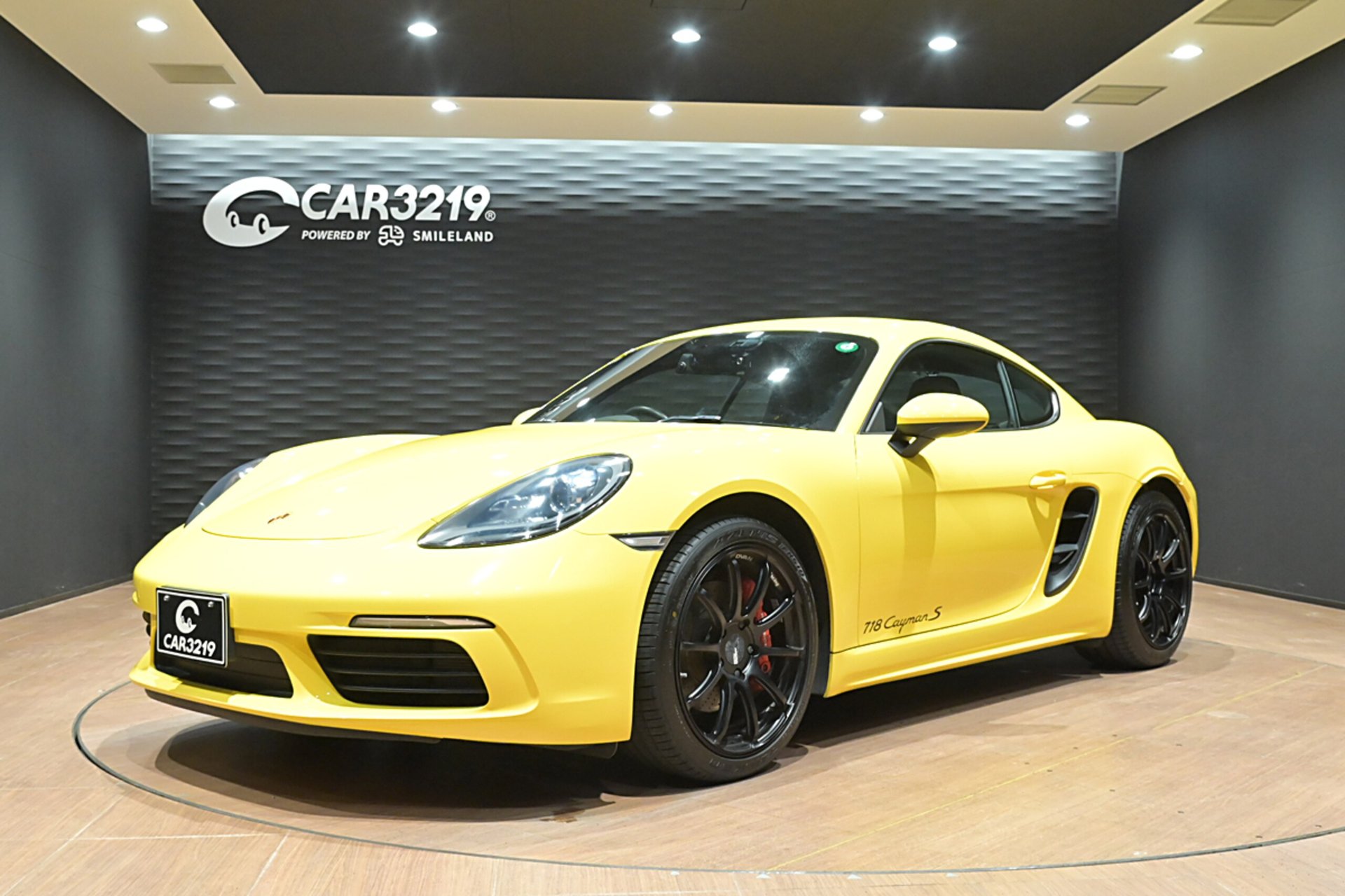 PORSCHE 718 CAYMAN - View 1