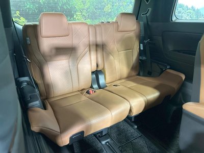 TOYOTA VELLFIRE - 10