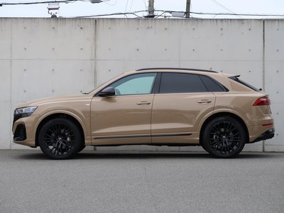 AUDI Q8 - 3