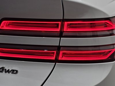 صورة 10 لـ 2020 Genesis GV80