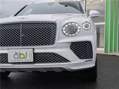 BENTLEY BENTAYGA - 9