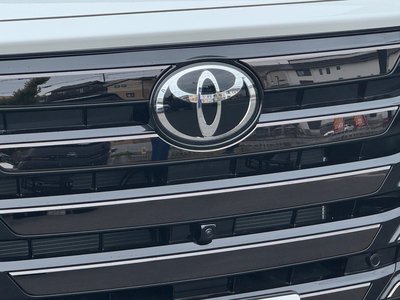 TOYOTA VELLFIRE - 10