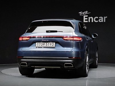 صورة 4 لـ 2020 Porsche CAYENNE