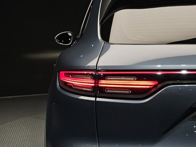 صورة 10 لـ 2020 Porsche CAYENNE